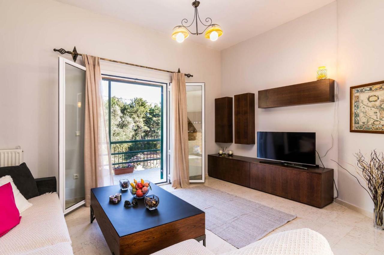 The Olive Grove By Konnect, Dasia *