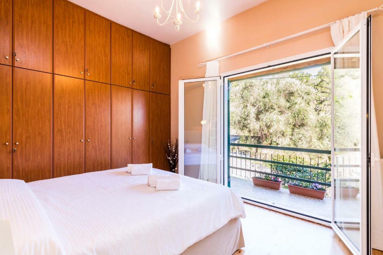 The Olive Grove By Konnect, Dasia *
